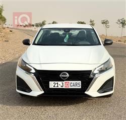 نيسان ألتيما